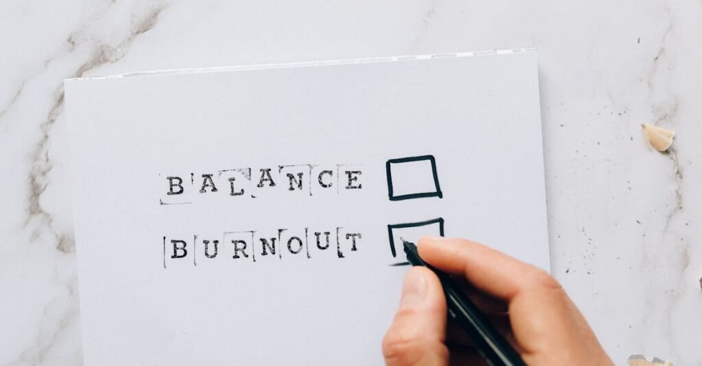 découvrez les causes, les symptômes et les solutions pour surmonter le burnout. apprenez à reconnaître les signes d'épuisement professionnel et explorez des stratégies efficaces pour retrouver votre bien-être et votre équilibre au travail.