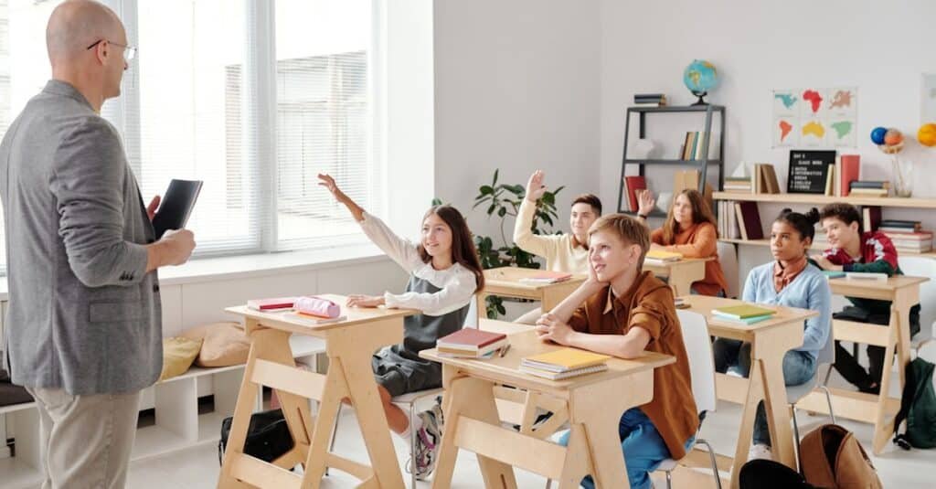 découvrez les avantages de l'enseignement, notamment l'amélioration des compétences, l'impact positif sur la société et les opportunités de développement personnel. explorez comment l'enseignement enrichit les esprits et prépare les générations futures.