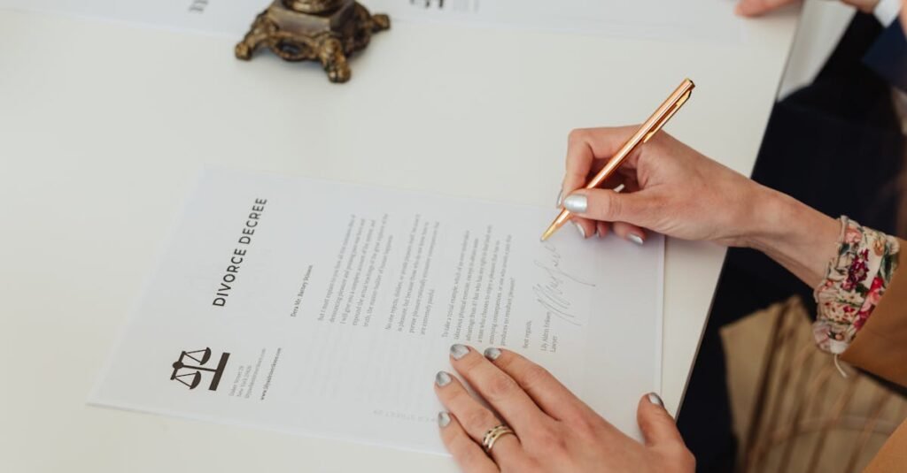 découvrez tout ce qu'il faut savoir sur les frais notariaux en france. cette page vous guide à travers les différents types de frais, leur calcul, et comment les négocier pour des services notariaux transparents et adaptés à vos besoins.