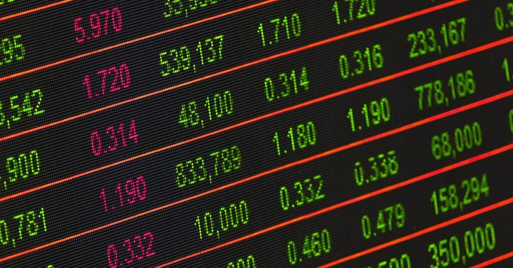 découvrez le monde fascinant de la bourse avec nos analyses, conseils et actualités sur le marché boursier. informez-vous sur les tendances, l'évolution des actions et les stratégies d'investissement pour optimiser votre portefeuille.