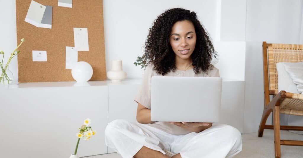 découvrez notre solution complète de gestion des locataires, conçue pour simplifier la communication, optimiser la gestion des contrats et améliorer la satisfaction des occupants. gérez facilement vos biens immobiliers et offrez un service de qualité à vos locataires.