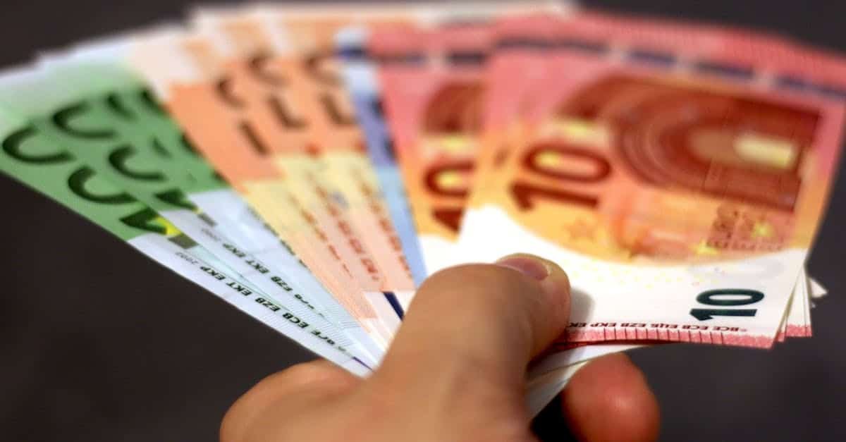découvrez les avantages des fonds indiciels : une gestion simplifiée, des frais réduits et une diversification automatique pour optimiser vos investissements.laissez-vous séduire par une approche efficace de la bourse.