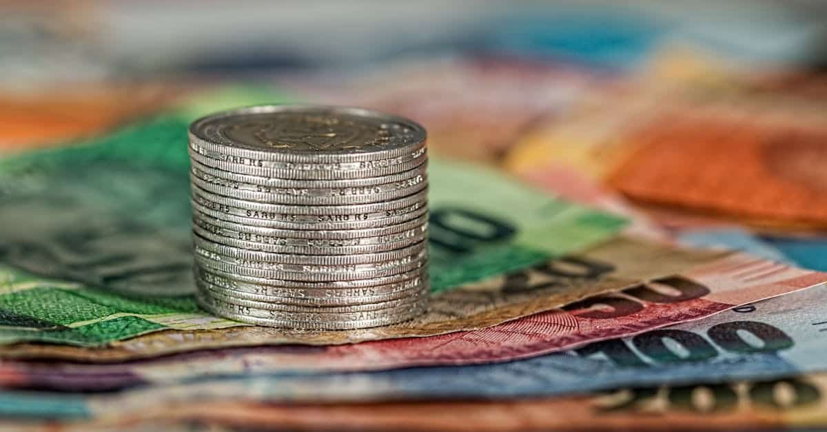 découvrez des stratégies d'investissement efficaces pour maximiser vos rendements et minimiser les risques. apprenez à diversifier votre portefeuille et à prendre des décisions éclairées pour assurer votre avenir financier.
