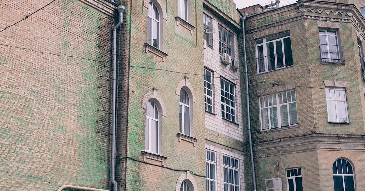 découvrez l'importance de l'état des propriétés pour une évaluation précise. apprenez comment la condition d'une propriété peut influencer son prix, sa valeur marchande et son attrait sur le marché immobilier.