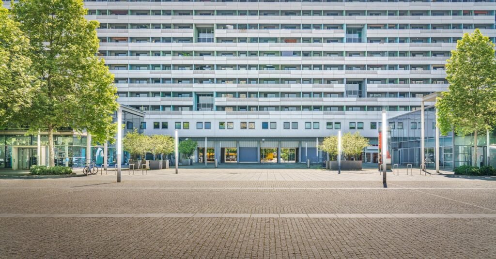 découvrez nos services de diagnostic immobilier pour garantir la sécurité et la conformité de votre bien. analyse approfondie des installations et performances énergétiques, nous vous aidons à valoriser votre patrimoine tout en respectant la législation en vigueur.