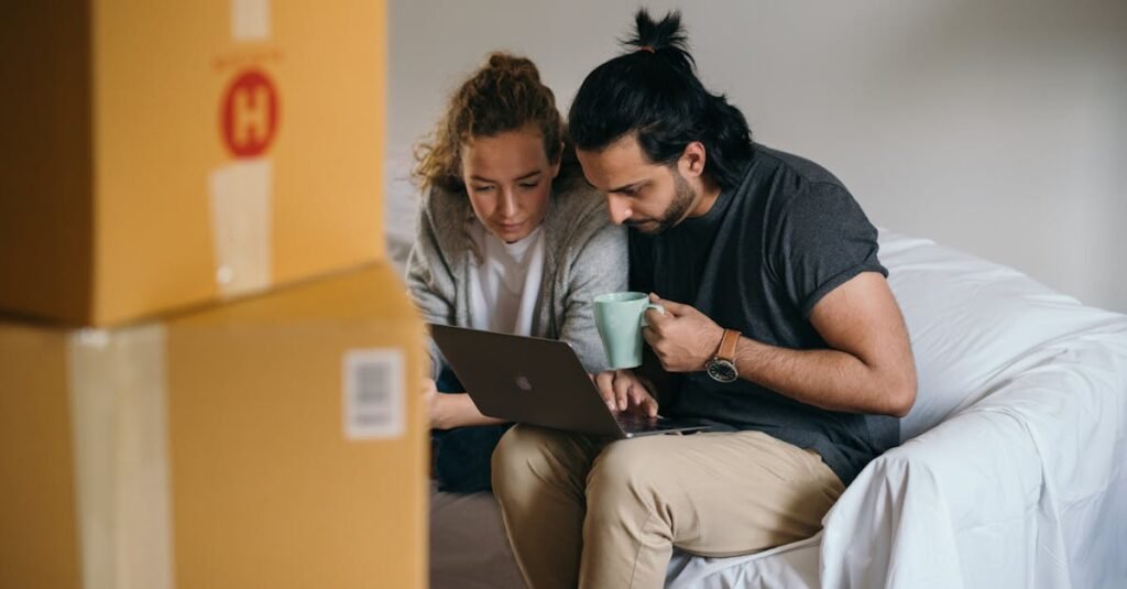 découvrez les lois immobilières essentielles qui régissent l'achat, la vente et la location de biens en france. informez-vous sur vos droits et obligations en matière de transactions immobilières, ainsi que sur les réglementations clés à connaître pour naviguer efficacement dans le marché immobilier.