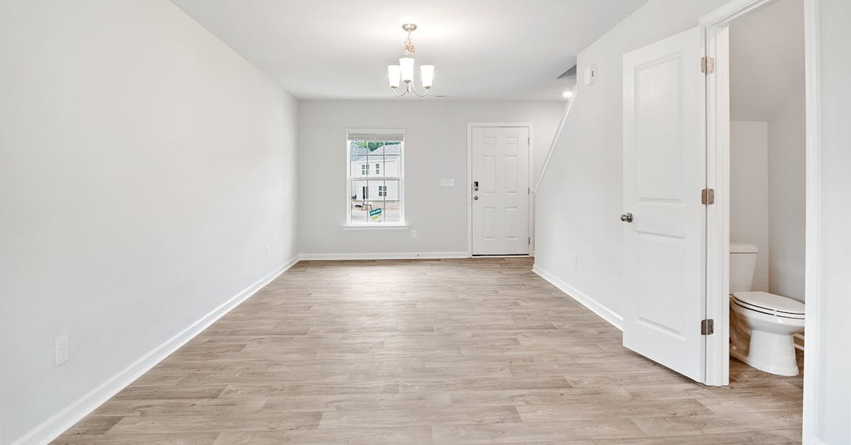 découvrez tout ce qu'il faut savoir sur les frais d'agence immobilière. notre guide vous éclaire sur les coûts associés à l'achat, à la vente ou à la location de biens immobiliers, afin de vous aider à mieux préparer vos transactions et à éviter les surprises.