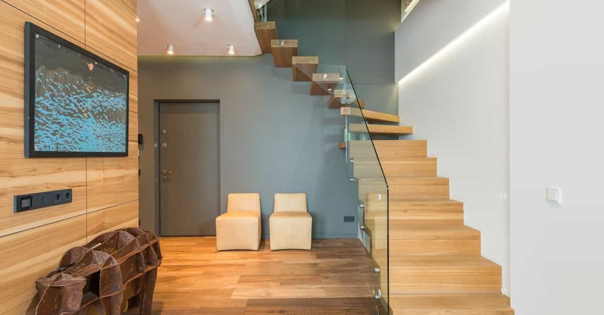 découvrez les différents types d'investissement immobilier, de l'achat de biens locatifs aux projets de développement, et apprenez comment diversifier votre portefeuille pour maximiser votre rendement.