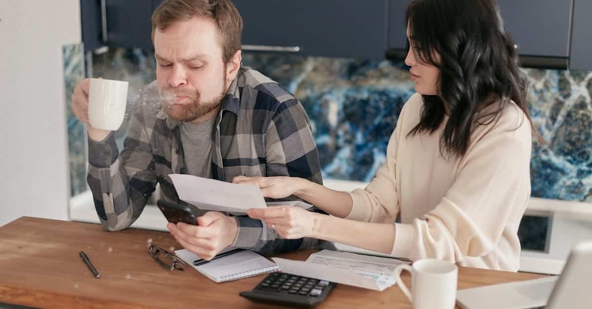 découvrez les avantages fiscaux qui vous permettent d'optimiser votre situation financière. apprenez comment bénéficier des déductions et crédits d'impôts afin de réduire votre charge fiscale et maximiser vos économies.